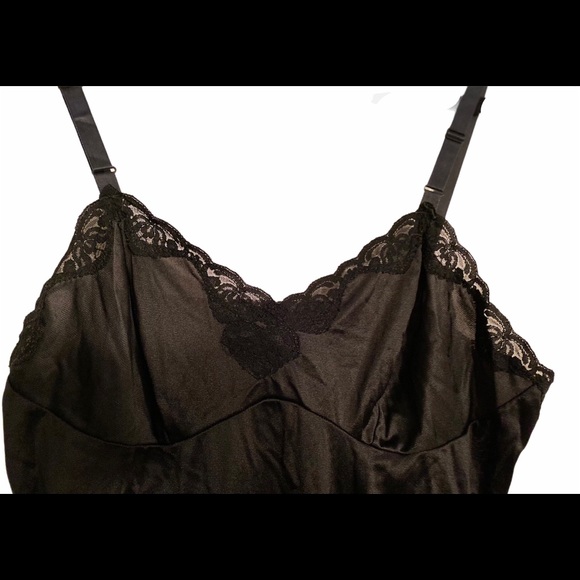 Silk dress - Picture 1 of 3